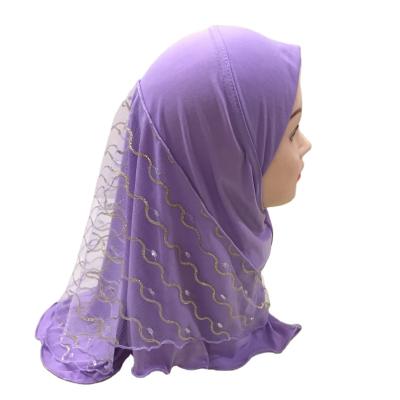 China Short Muslim Hijab Snap Girls Flower Lace Children Kids Hijab Scarf for sale