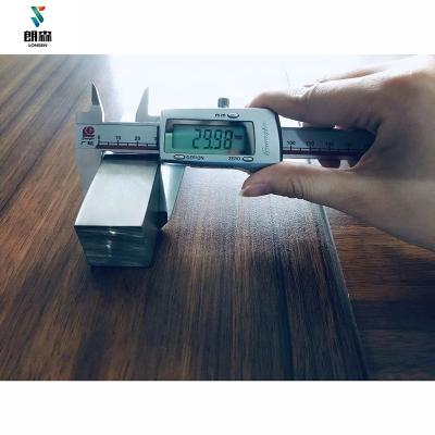 China Kitchenware & Bright Finished Cold Drawn Construction SS 304 Stainless Steel Square Bar 30mmx30mm for sale