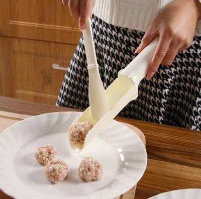 China Hot Fashion Meatball Shrimp Meatball Maker Kitchen Pot Meatballs Processing Spoon Kitchen Tool for sale