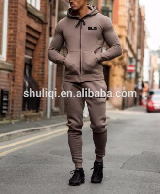 China Antibacterial Hot Sale Customized Mens Tracksuit/Mens Shear Scratch Sweatsuit/Custom Mens Jogging Suit Made In China SLQ-V-0715 for sale