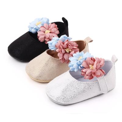 China Hot Selling Flat Girls' Dress Baby Non-slip Soft Bottom Newborn Princess Walking Shoes for sale