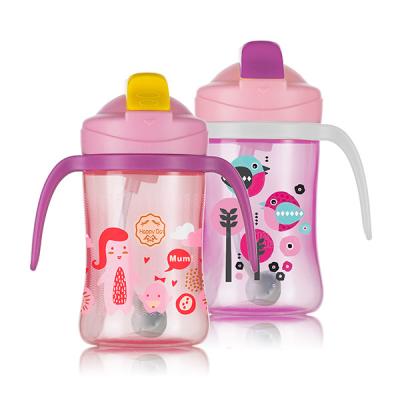 China 2021 Latest Design Baby Training Cup Modern Cute Kids Learn Drinking Water Straw Cups For Infant Feeding for sale