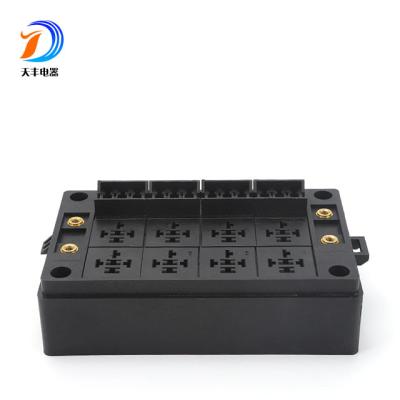 China Blade Automotive 15 Way Circuit Combination Fuse Box Holder Relay Free Fuse Box for sale