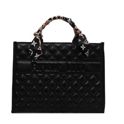 China Other 2022 New Fashion Trendy Designer Brand Purses Big Fashion Luxury Women's Handbag Luxury Designer Brand Purses And Handbags For Women for sale