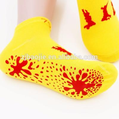 China Antibacterial trampoline socks, non-slip socks, socks with handle for sale