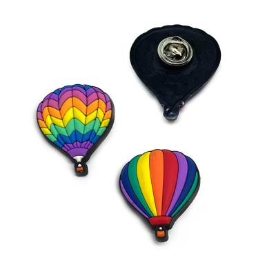 China 3D China Manufacturers Bulk Custom Hot PVC Metal Enamel Soft Pins Air Balloon Design Pin Badge for sale