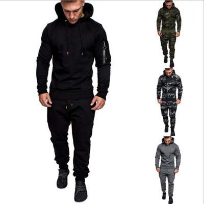 China Men's Outdoor Sports Camouflage Hoodie Mobile Phone Running Fitness Fashion Breathable Casual Set for sale