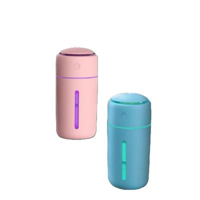 China Feel comfortable the latest small air purifier air humidifier infant special USB humidifier for sale