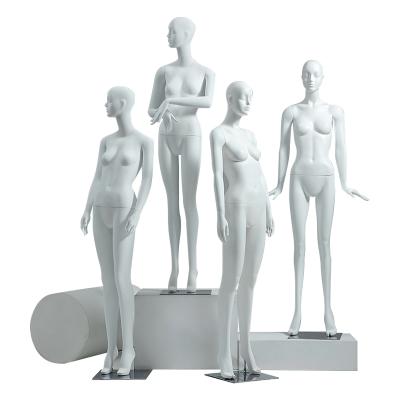 China For Clothing Display Fashion Clothing Store Showcase Display Women Fiberglass Mannequins Female for sale