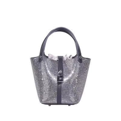 China Other Design Bling Glitter Luxury Ladies Adjust Small Bucket Bag Women Clips Cross - Body Bum Diamond Hand Bag for sale