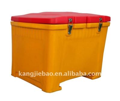 China Heatable 68L Roto-molded food delivery box for scooter. for sale