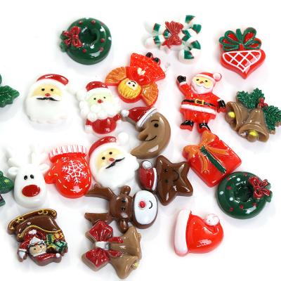 China Wholesale Random Beautiful Xiaopu Styles Resin Christmas Crafts With Stickers DIY For Christmas Day Decoration Accessories for sale