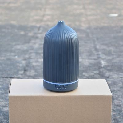 China 2022 New Hotel Black Strips Ceramic Aroma Diffuser Sell From Factory Directly for sale