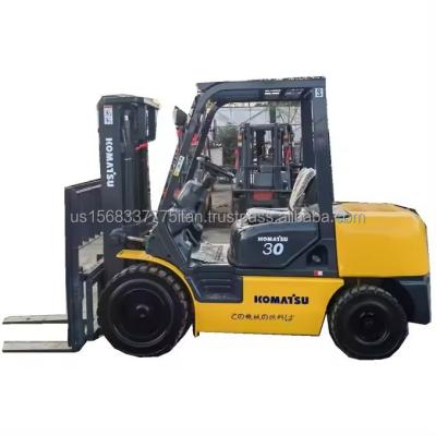 China Usado 2012 Komatsu 30 carretilla elevadora excelente rendimiento Diesel original carretilla elevadora en venta