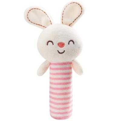 China Developmental Bunny Animal Cute Rabbit Baby Plush Rattle Toys C2027 Education Soft Baby Rattle for sale