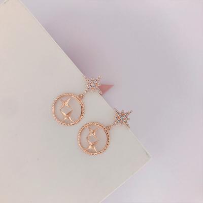 China Fashionable And Versatile Vintage Ear Gift Woman Beautiful Simple Design Piercing Studs for sale