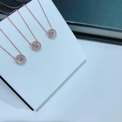 China Minimal Laofuhua 18K Gold Tarot Necklace CLASSIC Pendant Necklace With Pendant For Women for sale