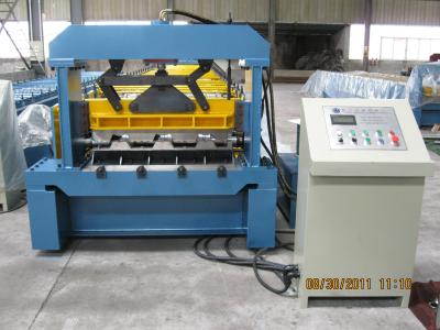 China Automatic Hydraulic Cutting Metal Deck Roll Forming Machine 82mm dia Shaft for sale