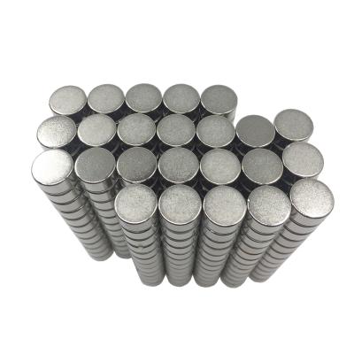 China Industrial Magnet 15 Years Experience Free Samples N35 Cylinder Neodymium Magnets for sale