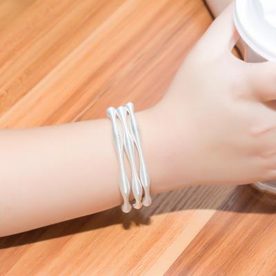 China AmorYubo Environmental Friendly Women's Jewelry Silver Wavy Bracelets Factory Wholesale Manufacturer Bracelet With Open Mouth Wear Resistant for sale