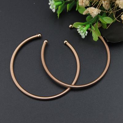 China AmorYubo Trendy Wholesale Fashion Rose Stainless Gold Plated Bangle Adjustable Bracelet for sale