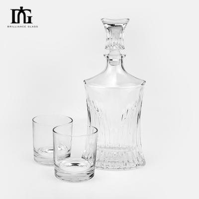 China Material del collar Decanter de whisky de cristal de 700 ml Logotipo personalizado para licores y bebidas en venta