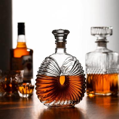 China WHISKY Round 500ml 750ml Tequila Whiskey Gin Rum Brandy Vodka Glass Bottles for Liquors for sale