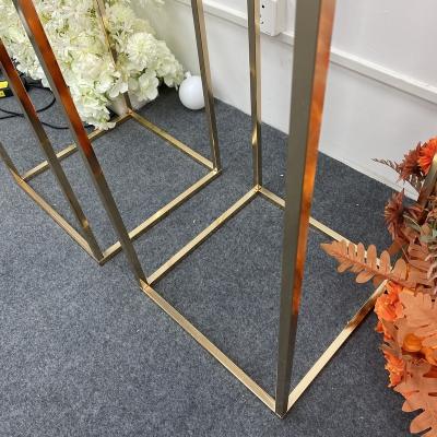 China Wedding Best 2022 Wedding Flower Stands Wedding Walkway Aisle Pedestal Flower Vase Stand-wedding flower stand decoration for sale