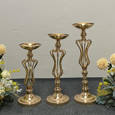 China Hot Selling Wedding Home Decor Candlestick Flowers Stand Decoration Flower Stand Chrome and Crysta Candle Holder For Wedding Party for sale