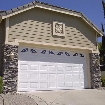 China Customized Size Traditional And Good Colors Insulated Garage Door Optional for sale