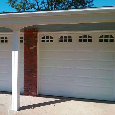 China Good Effect Traditional Cheap Customized Insulated Galvanized Steel Electric Garage Doors for sale