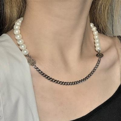 China VAF Vintage Smiley Smile Face Pearl Necklace 925 Tasty Non-fading Chime And Jewelry Women Chain Necklace With Charm for sale