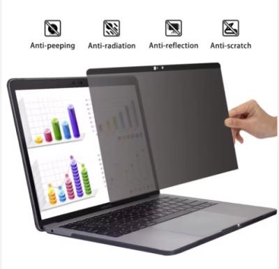 Cina Macbook Pro Laptop Protective Film 13-16 Inch PET Magnetic Privacy Screen Protector Film in vendita