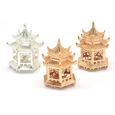 China Vintage Metal Belvedere New Style Cast Copper Pavilion Costume Antique Pendant for sale