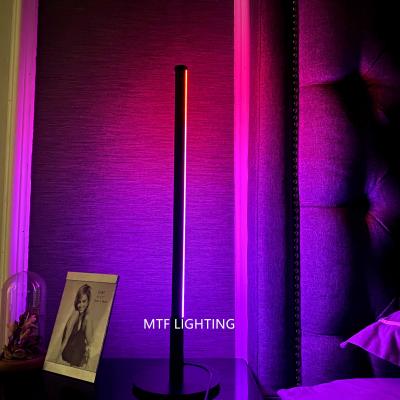 China Modern Modern Bedroom Heat Led Single Table Light Smallest RGB Adjustable Minimum Stand Single Table Lamp for sale