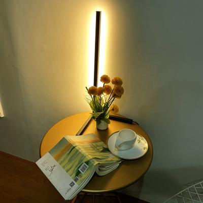 China Modern Modern Bedroom Heat Led Smallest Single Table Light Adjustable Minimum Stand Corner Floor Lamp for sale