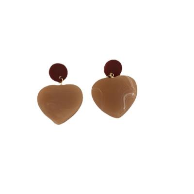 China New Fashion Resin CLASSIC Trendy Heart Shape Acrylic Earrings Women Shape Jewelry for sale