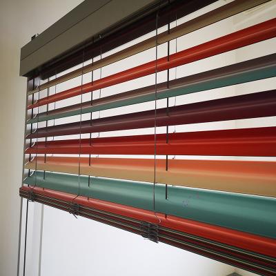 China Manual Open Type Sophisticated Customization Aluminum Coils Blinds for a Refined Look for sale