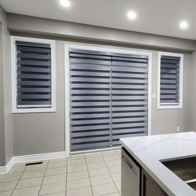 Κίνα Προσαρμοσμένο μοντέρνο Polyester Zebra Roller Blind για μέρα και νύχτα Προσαρμοσμένη εμφάνιση προς πώληση