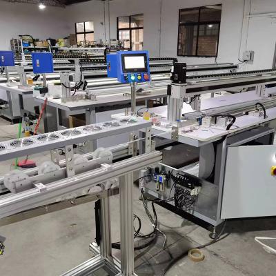 China Aumente su negocio de persianas con nuestra asequible máquina de fabricación de persianas de panal de miel CNC en venta