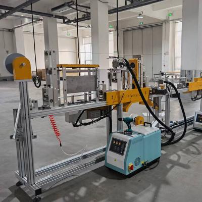 China Máquina de fabricación de persianas de panal de miel con tecnología CNC y certificación ISO en venta