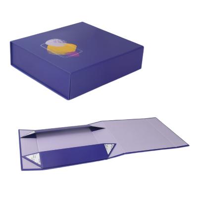 China Large Size Foldable Blue Pink Foldable Biodegradable Paper Recyclable Customized Magnetic Gift Box For Personal Clothing Gift Box for sale