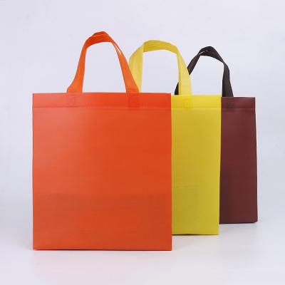 China High quality customized color large capacity shopping bag recyclable low price hot pressed nonwoven tote bag for sale