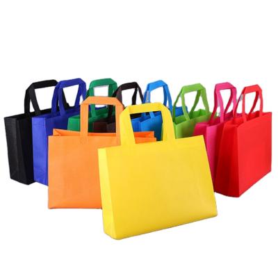 China Best-selling solid color non-woven fabric large capacity shopping bag folding high quality gift packing bag for sale