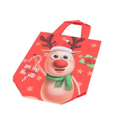 China Christmas Cheap Gift Packaging Bag Large Capacity Holiday Folding Nonwoven Shopping Bag for sale