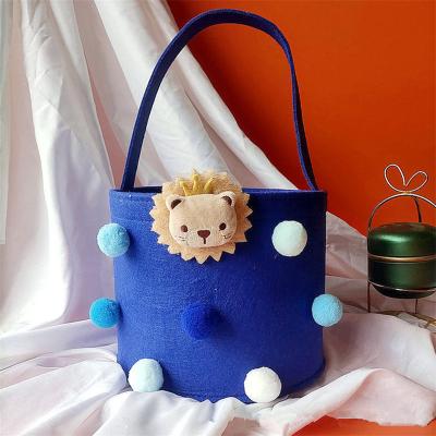 China Fashion Factory Wholesale Cartoon Felt Bag One Hundred Birthday Party Gift Shopping Bag Baby's Month Day Banquet Gifts Felt Purse for sale