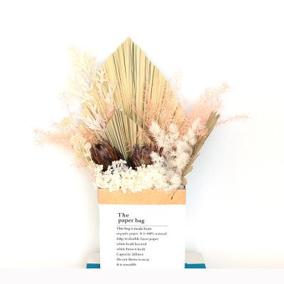 China Wedding Boho Decoration Dried Pampas Grass Palm Wedding Decorative Bunch Dried Wildflower Bouquet Preserved Eternal Bouquet for sale