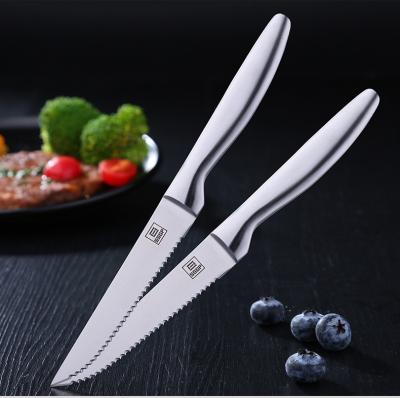 China Disposable Customized Logo Packing Hot Selling Matte Polish Gold French Serrated Steak Knife 3Cr13 Stainless Steel for sale