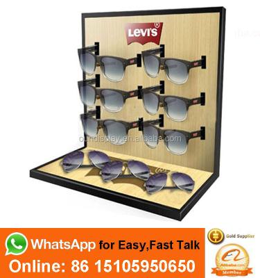 China Countertop and Customized Disassembled Sunglasses Frame Display Men Sport Wooden Sunglasses Display Rack for sale