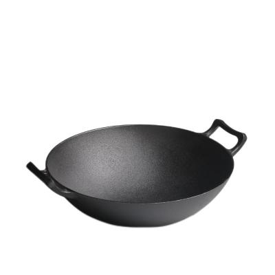 China Healthy Cooking Double Handle Preseasoned Cast Iron Chinese Wok With Wooden Cover for sale